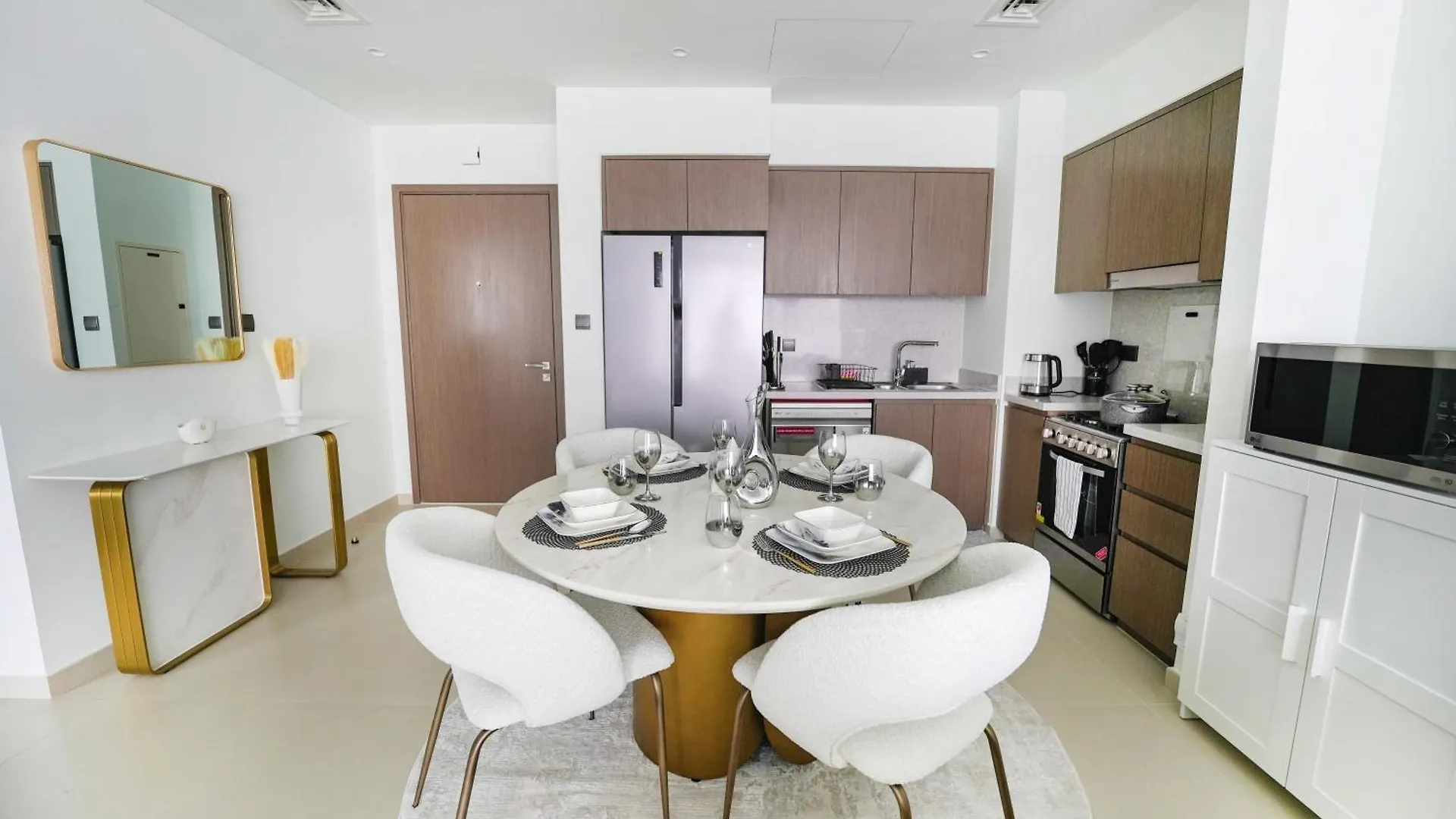 Luxurious 2Br Next To Dubai Mall With Full Burj Khalifa View 0*,