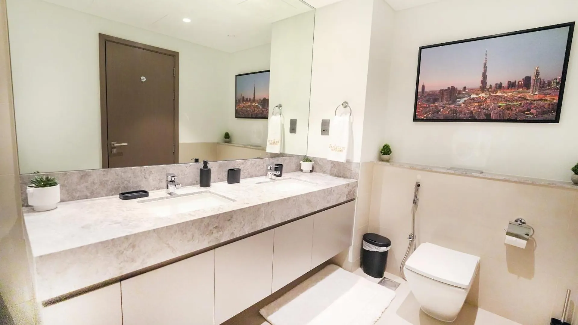 Luxurious 2Br Next To Dubai Mall With Full Burj Khalifa View 0*,  Ηνωμένα Αραβικά Εμιράτα